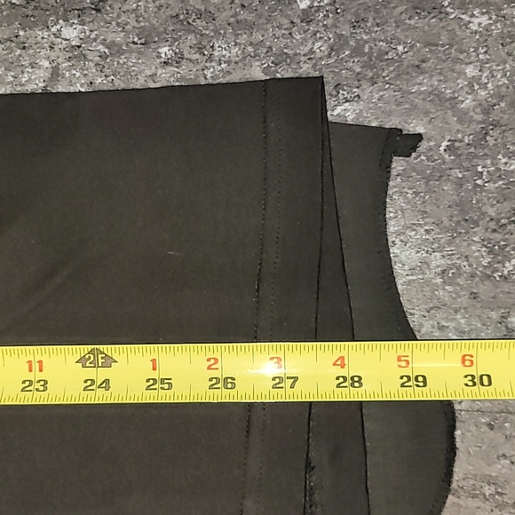 2001. Made in USA. DEADSTOCK. SIX FLAGS. BATMAN. Tee w/cape. XL - Picture 11 of 14